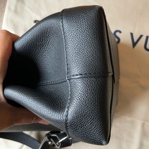 Louis Vuitton⚡️Rare⚡️Lockme Backpack Black M41815 - Picture 12 of 17